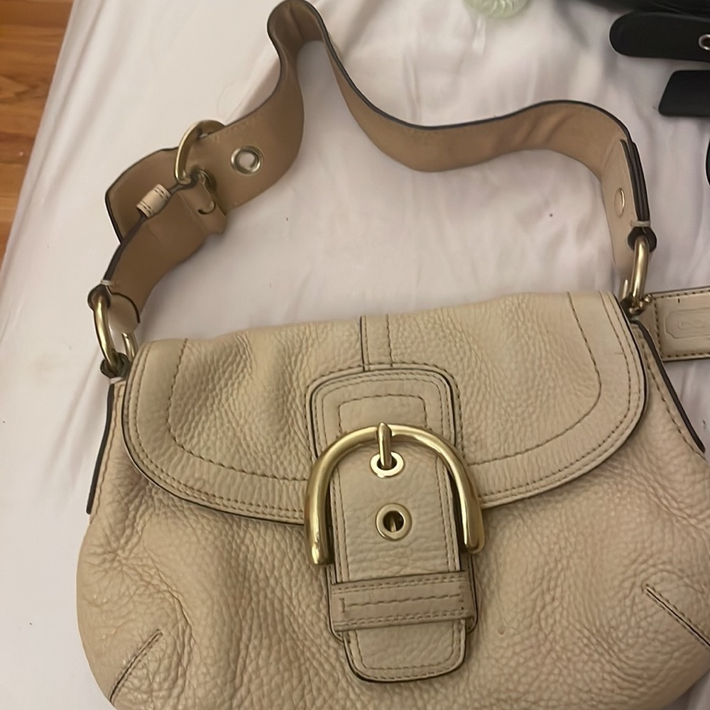 Coach Genuine Cream Leather Soho Small Flap Handbag M0773-11840